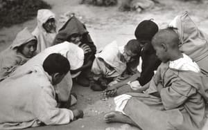 Jeux et société dans l’aire culturelle nord-africaine : un appel à décentrer les études sur le jeu