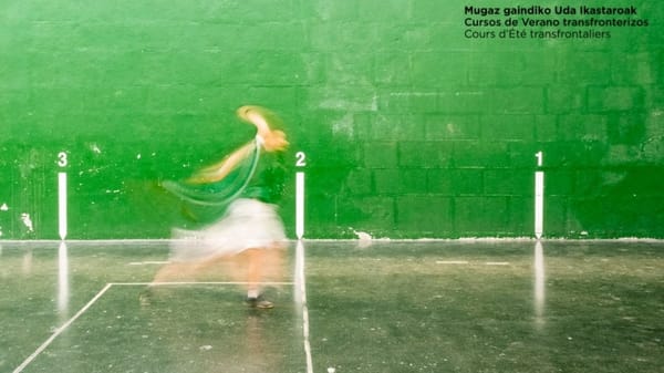 Les jeux de paume et de pelote basque au cœur des Cours d’Été transfrontaliers 2026