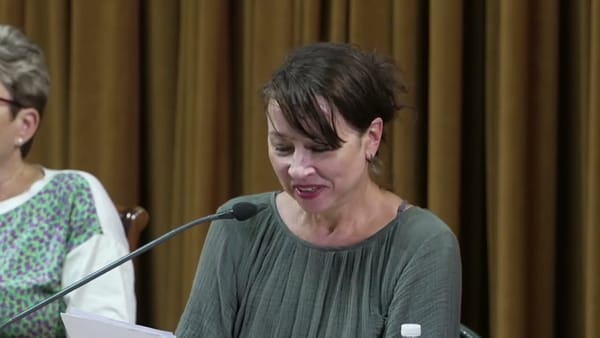 Natascha Adamowsky - “Productive Indeterminacy - Relationship between Play and the Reasonable Real”
